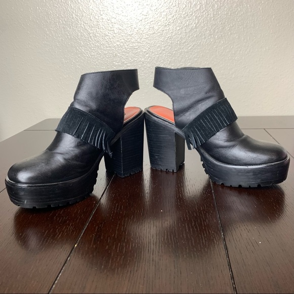 Arts Thread X Urban Outfitters Black Make It Fringe Platform Chunky Ankle Boots - Picture 2 of 14